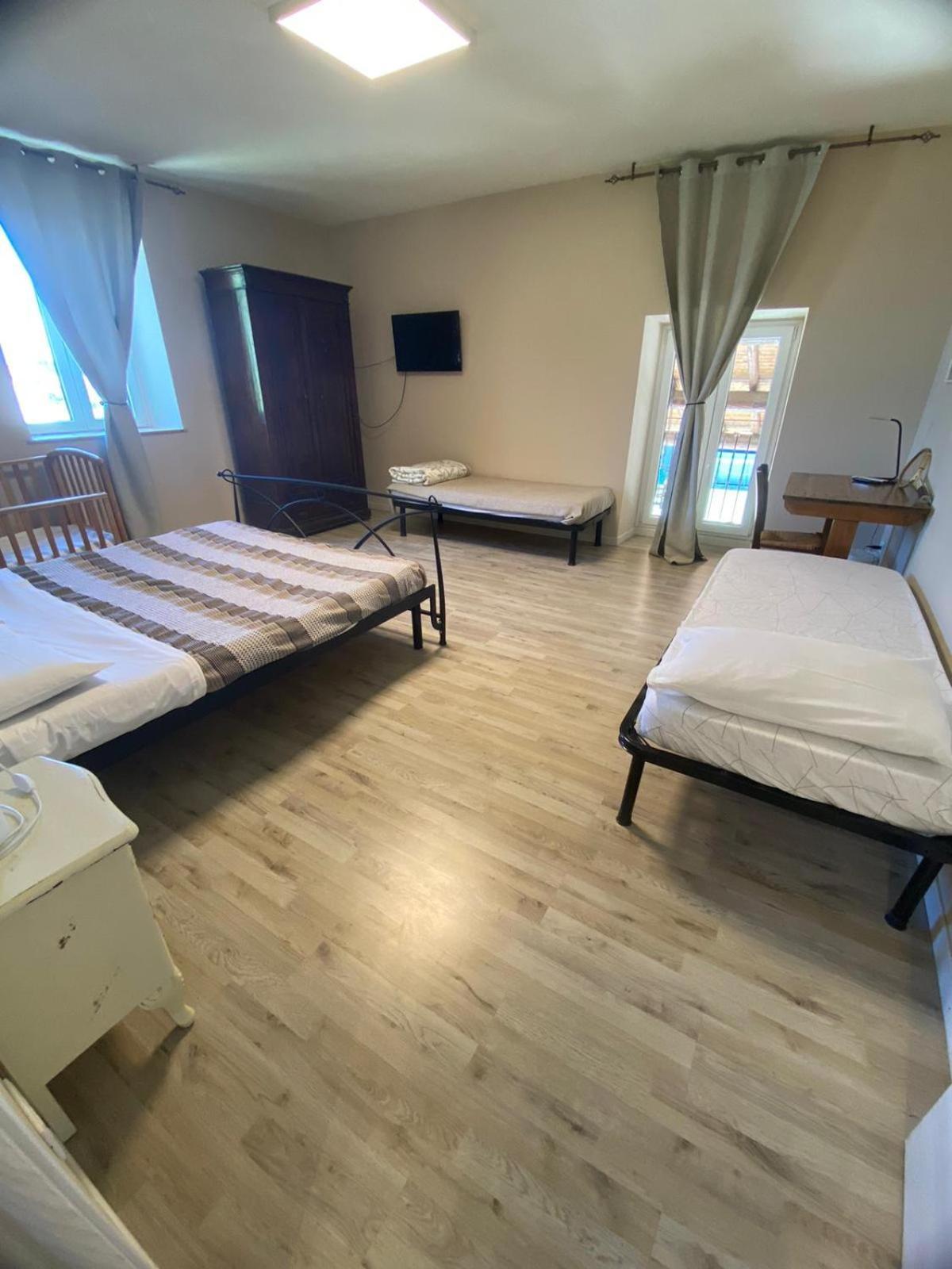 La Chiusa Bed And Breakfast 몬티키아리 외부 사진